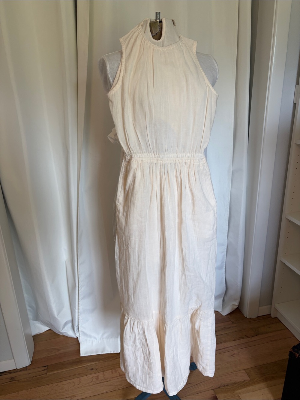 Pact cotton small ivory ruffle bottom open and keyhole back maxi length pockets